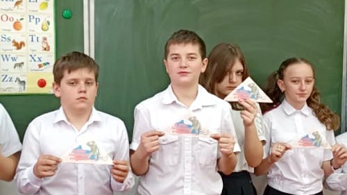 Учащиеся 6 казачьего класса участвуют в Акции «Письмо солдату»